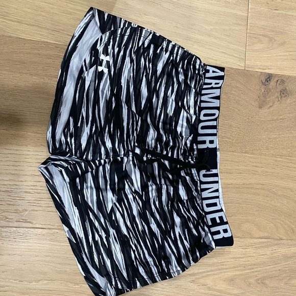under armour shorts - Picture 1 of 1